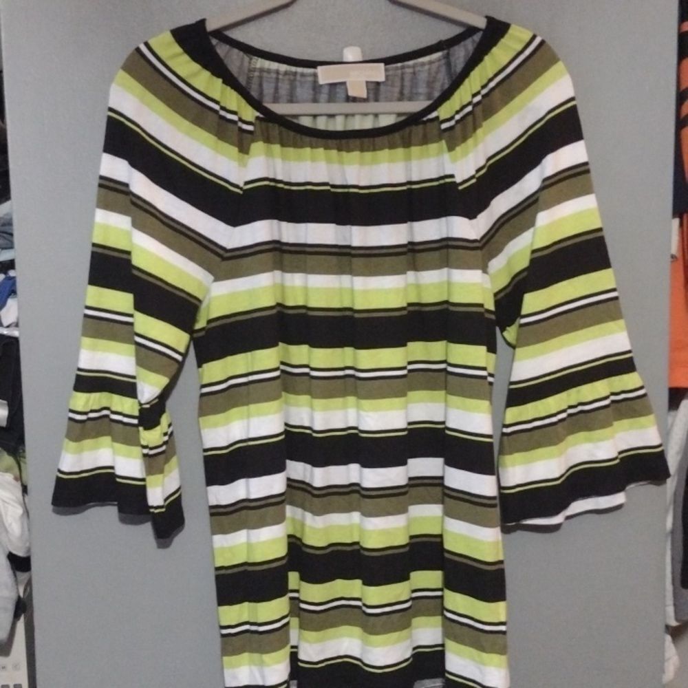 MICHAEL KORS BASICS STRIPED  GREEN/black/White BELL SLEEVES/SCOOP NECK size med